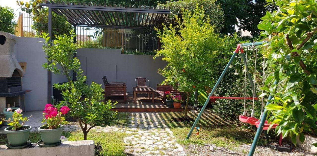 Apartment Fini Tivat Luaran gambar
