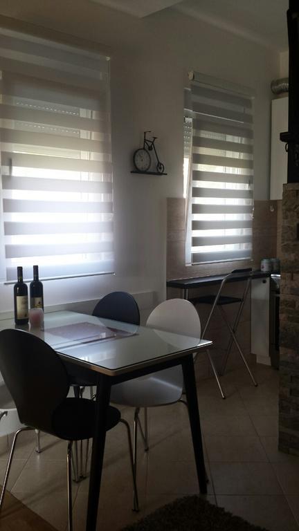 Apartment Fini Tivat Luaran gambar